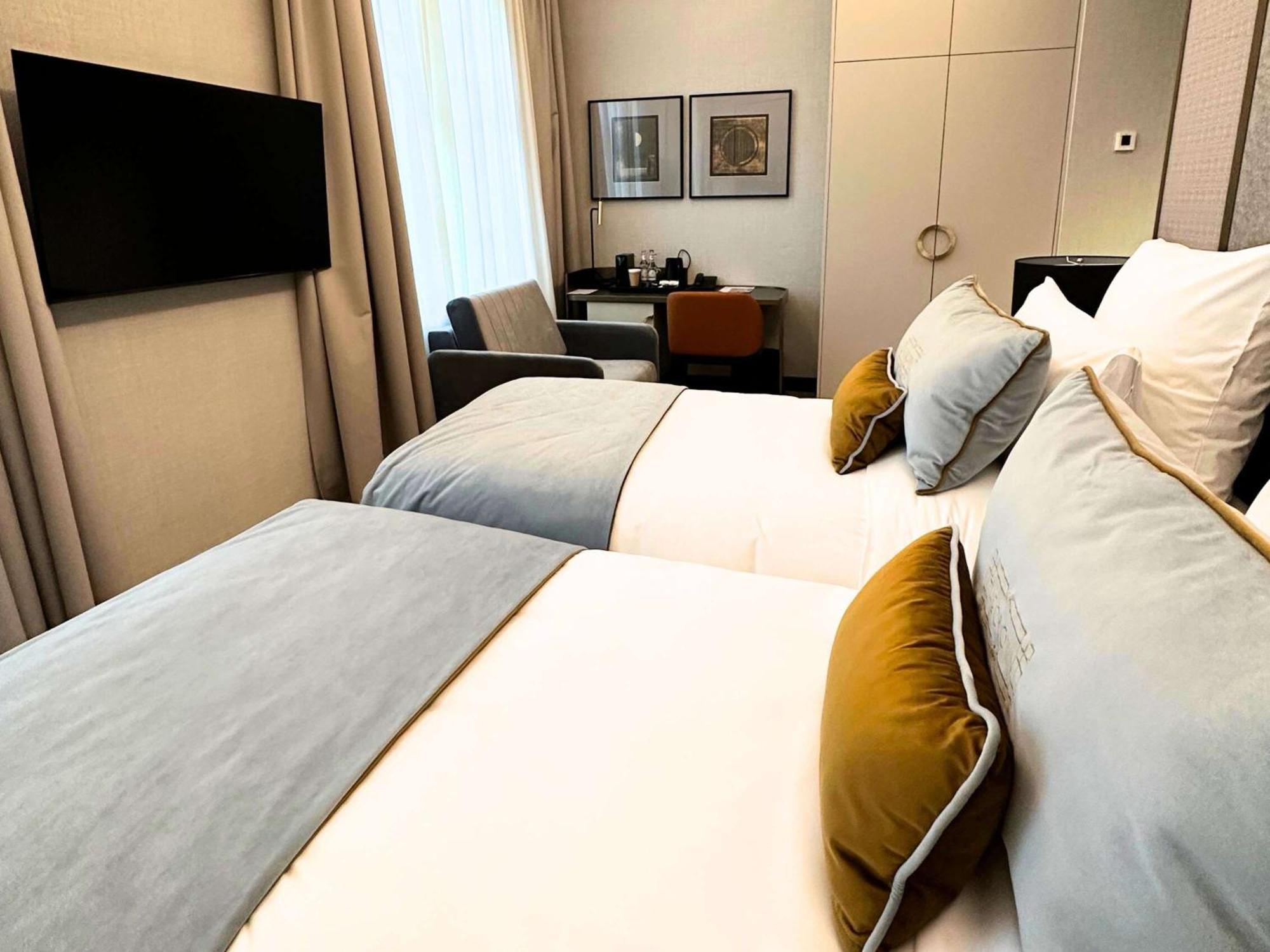 The Crown Krakow Center - Handwritten Collection Accor Экстерьер фото