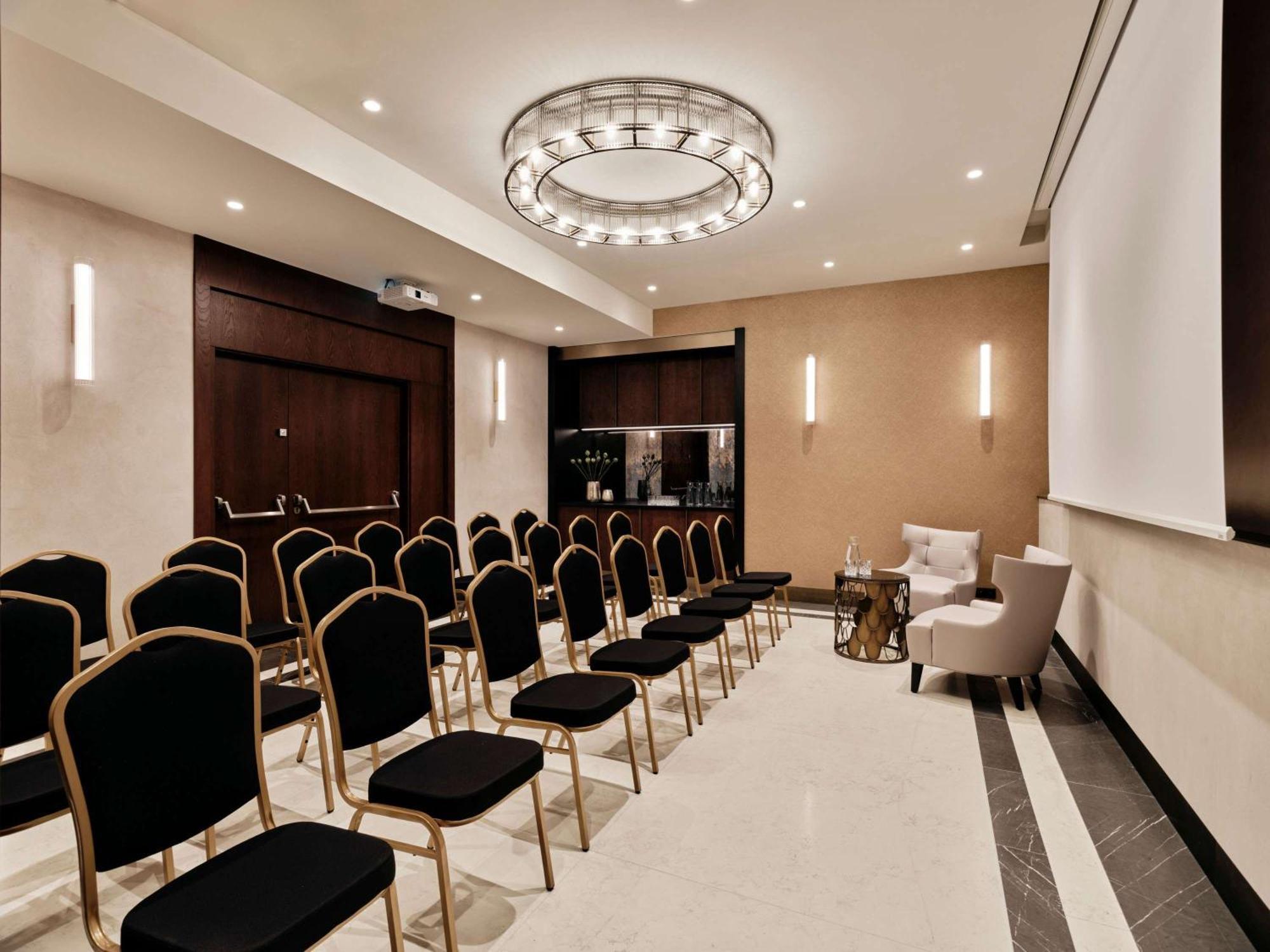 The Crown Krakow Center - Handwritten Collection Accor Экстерьер фото