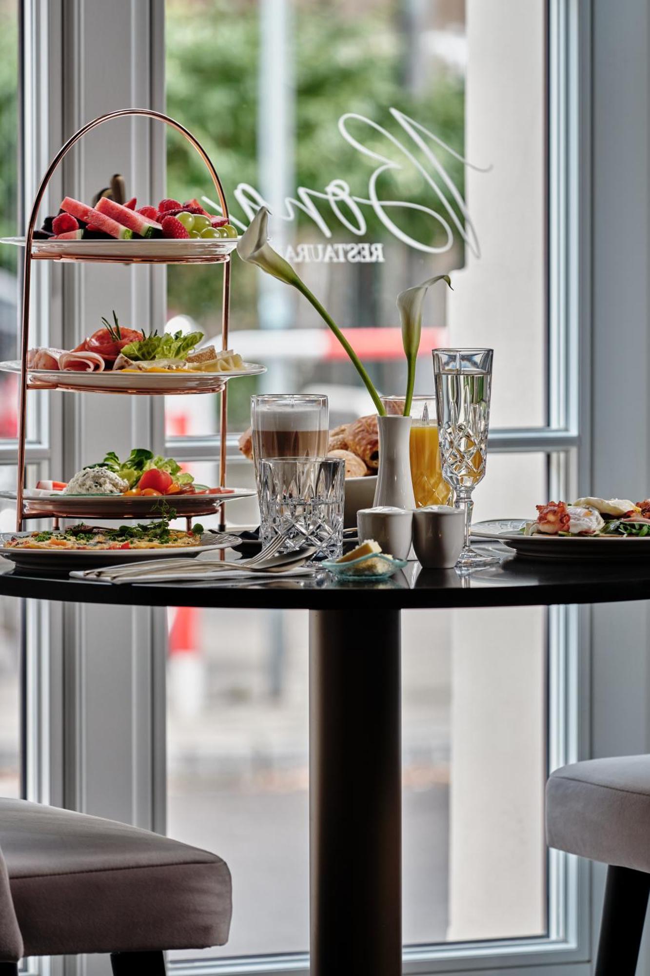 The Crown Krakow Center - Handwritten Collection Accor Экстерьер фото